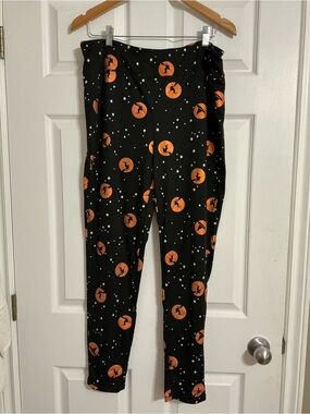 Halloween Witch and Metallic Moon Leggings Size XXL